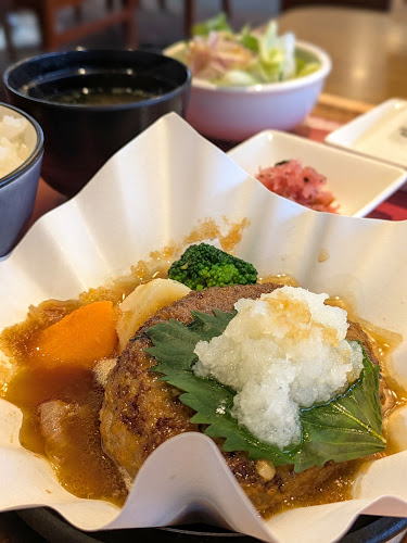 Opinii despre ロイヤルホスト小平学園店 în 小平市 - 飲食業