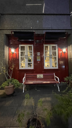 スリーチムニーズ