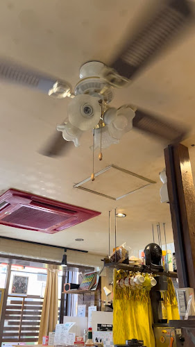 Opinii despre オムライス ペヨコ în 大阪市 - 飲食業