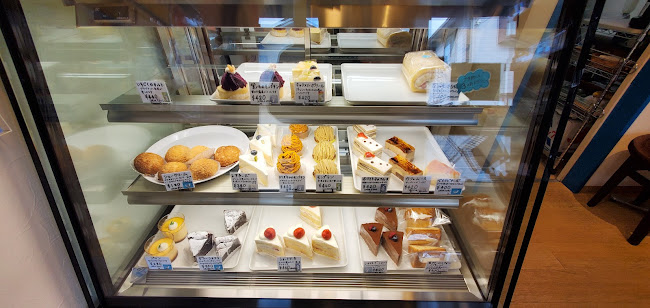 アジュール - 飲食業