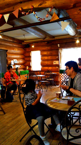 Comentarii opinii despre エキゾチックアニマルカフェRicky秋田店 猫カフェ+