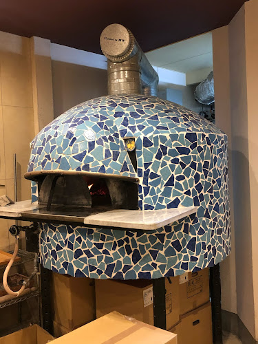 カサディエッロ - 飲食業