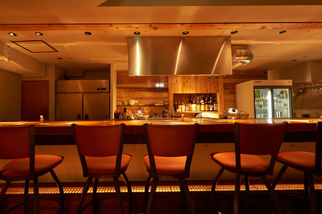 鉄板焼き 1千家（いっせんち) - 飲食業