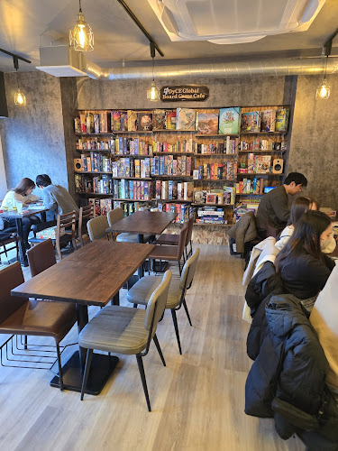 秋葉原ボードゲームカフェ - DyCE Global Board Game Cafe & Bar - 千代田区