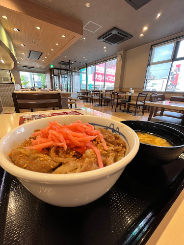 Opinii despre 松屋 寝屋川店 în 寝屋川市 - 飲食業