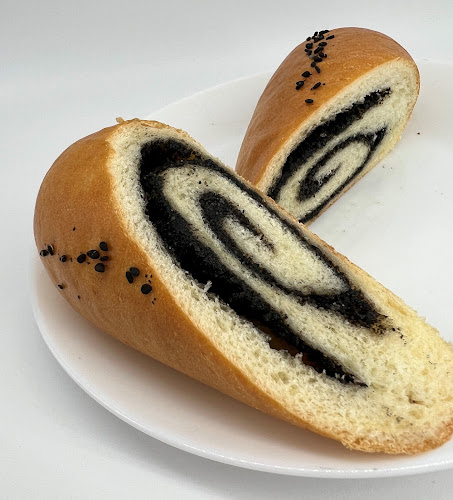 浅草ベーカリー - 飲食業