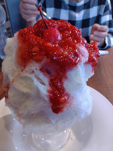 Opinii despre nini cafe în 富山市 - 飲食業