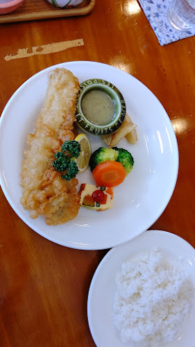 〒400-0306 山梨県南アルプス市小笠原２６８