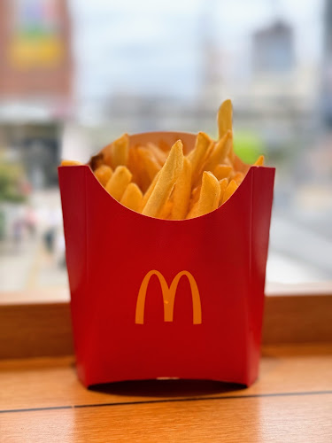 マクドナルド 亀戸店 - 飲食業
