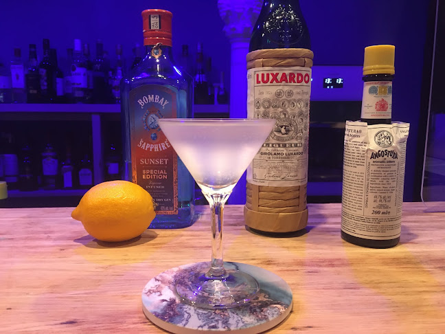 Opinii despre Bar Technocrat(バー テクノクラート) în 江戸川区 - 飲食業