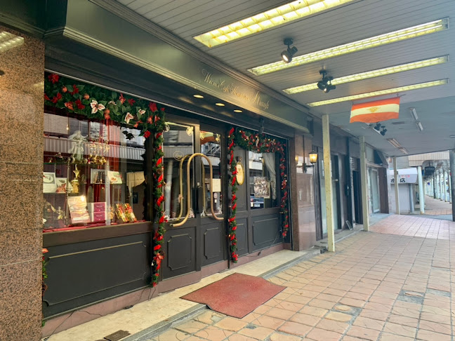 Opinii despre ウィーン菓子 シュトラウス în 青森市 - 飲食業