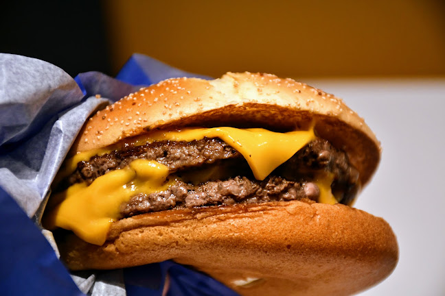 Opinii despre マクドナルド 202唐津店 în 唐津市 - 飲食業