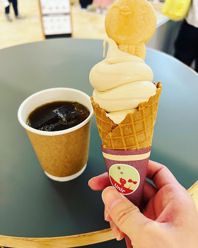 Opinii despre Unir ウニール 阪急うめだ店 în 大阪市 - 飲食業