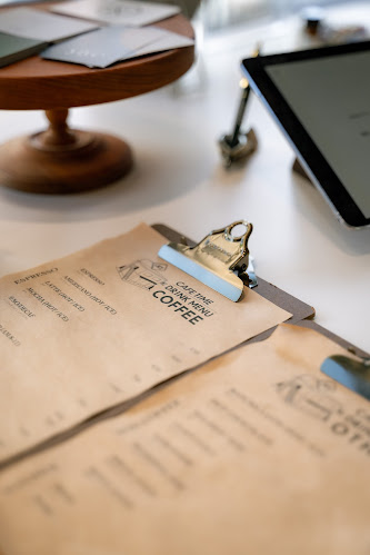 Junction STAND Cafe Bar - 飲食業