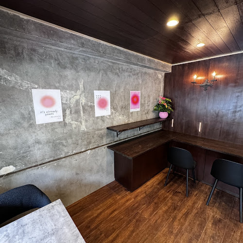 AVEL CAFE - 飲食業