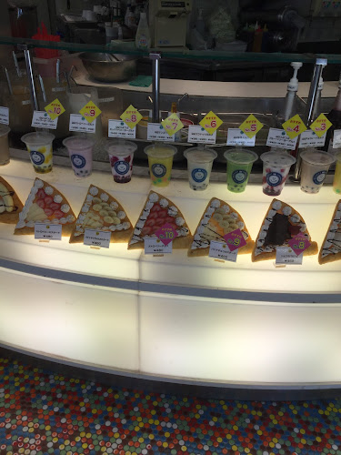 Opinii despre デザート王国 おやまゆうえんﾊｰｳﾞｪｽﾄｳｫｰｸ în 小山市 - 飲食業