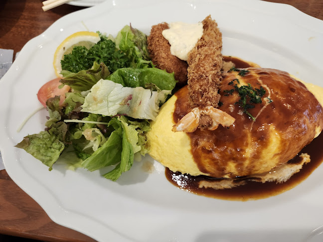 Comentarii opinii despre ロイヤルホスト橘通店