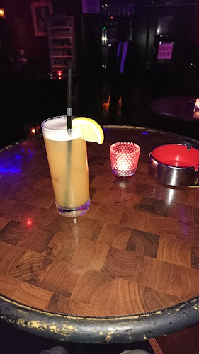 Comentarii opinii despre THE FIRST HOUSE