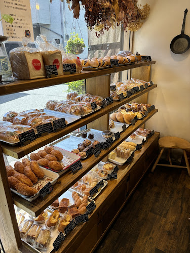 つばめパン - 飲食業