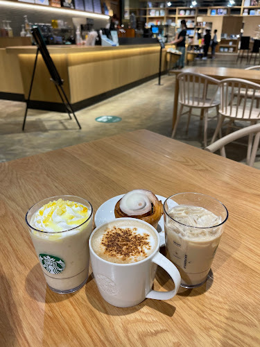 〒942-0004 新潟県上越市西本町３丁目８−８ 直江津ショッピングセンタ 2F