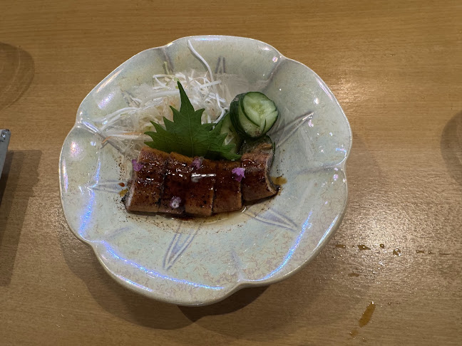 〒900-0032 沖縄県那覇市松山１丁目８−７ ロイヤルプラザ 2 1F