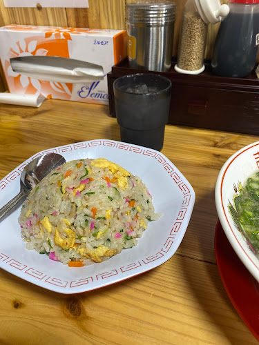 Opinii despre 丸久ラーメン宜野湾店 în 宜野湾市 - 飲食業