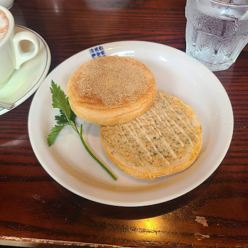 Comentarii opinii despre 石窯パン工房 麦蔵