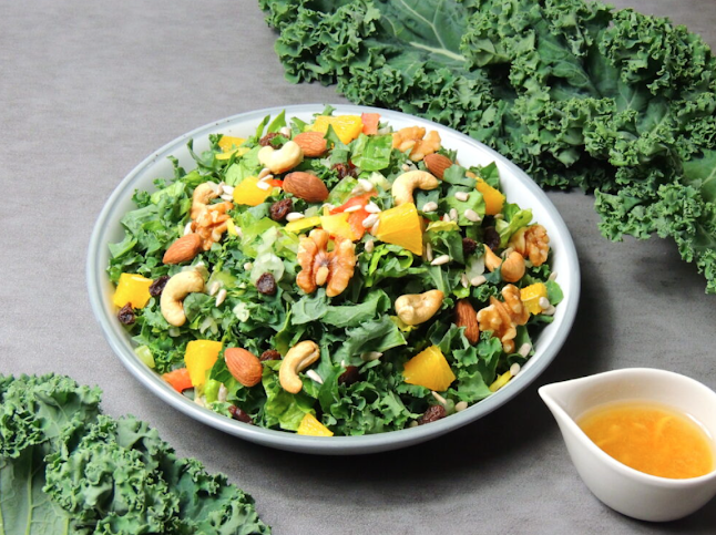 べジチャージャー VEGE CHARGER 小石川店 - 飲食業