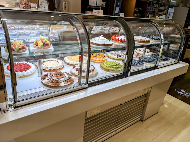 カフェ青山 岡山本店 - 岡山市