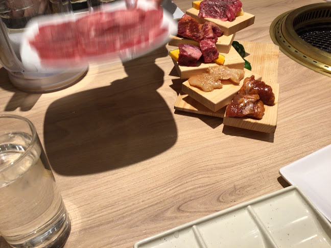 カルビッシュ 広島伴中央店 - 飲食業