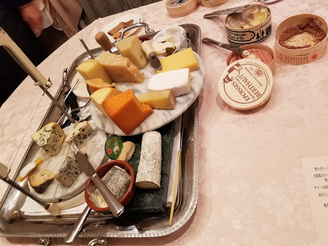 サングリエ - 飲食業