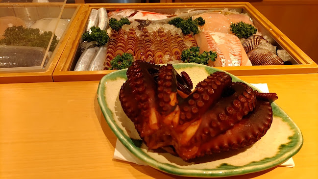 Opinii despre よしの寿司 în 名古屋市 - 飲食業