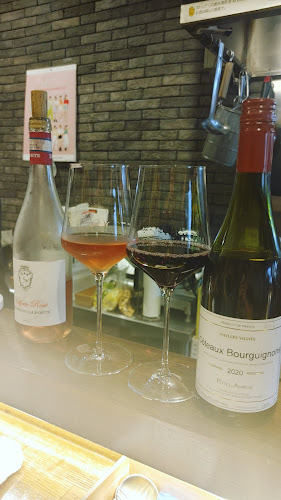 〒802-0006 福岡県北九州市小倉北区魚町１丁目３−１８