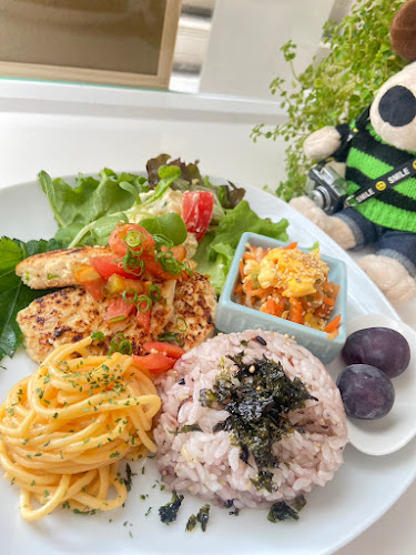 Opinii despre Cafe Cuore（カフェクオーレ） în 東大阪市 - 飲食業