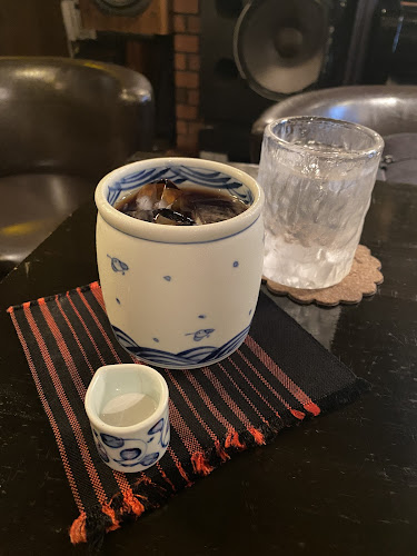 Opinii despre ミュージックバー イン în 中野区 - 飲食業