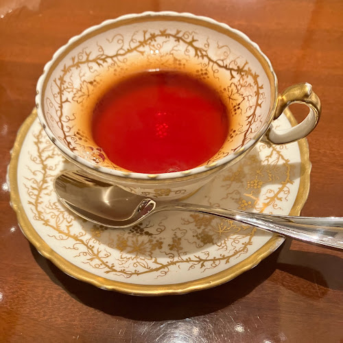 ロイヤルクリスタル カフェ銀座店 - 飲食業