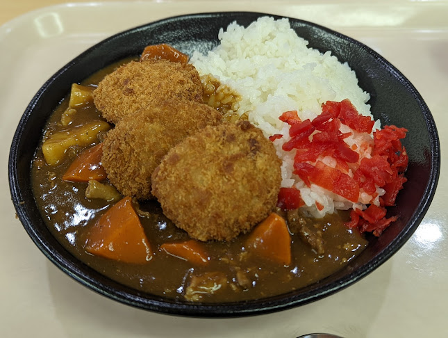 Comentarii opinii despre 目黒区役所 レストラン