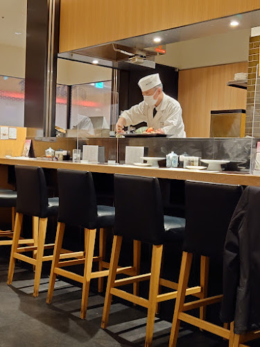 Opinii despre 天ぷら 新宿つな八 パルコヤ上野店 în 台東区 - 飲食業