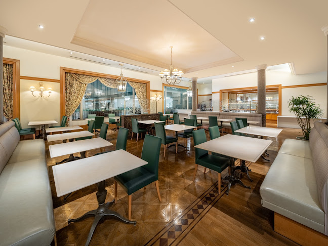 カフェレストラン「アイリス」