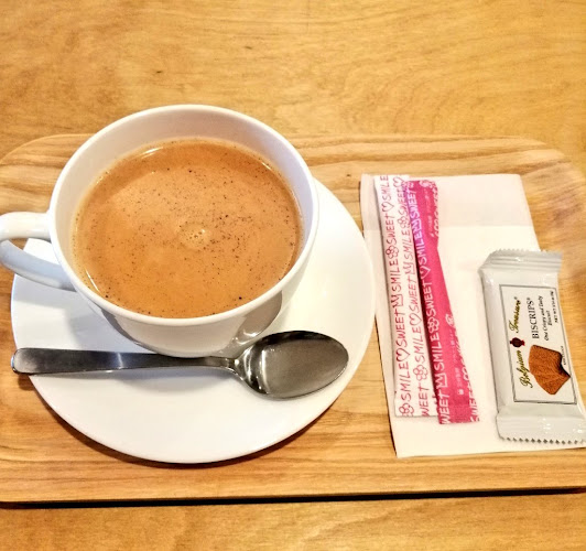 Comentarii opinii despre カレーライスとコーヒーとチャイ かばくん