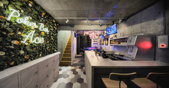 Opinii despre POKER BAR Ace în さいたま市 - 飲食業
