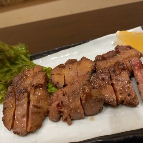 〒286-0033 千葉県成田市花崎町８３９−１