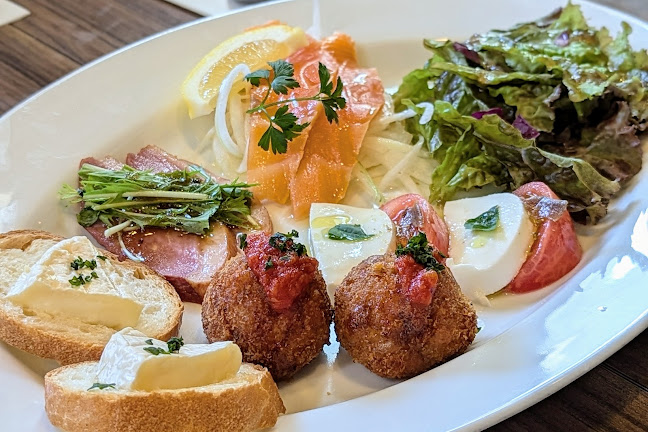 Opinii despre アルフォルノ în 京都市 - 飲食業