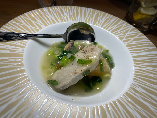 〒885-0079 宮崎県都城市牟田町７−６ エフワンビル 1F