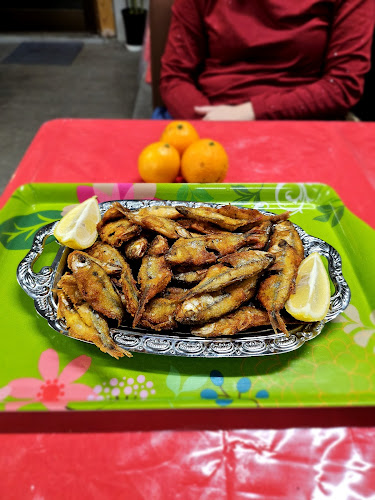 Tropical Lanches - トロピカル ブラジルの食品