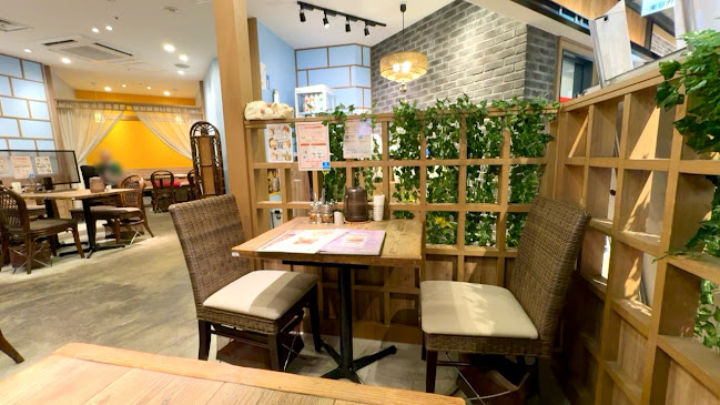 Opinii despre 東京ガパオ アトレ松戸店 în 松戸市 - 飲食業