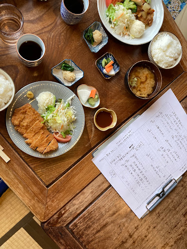 〒181-0013 東京都三鷹市下連雀２丁目２３−１５