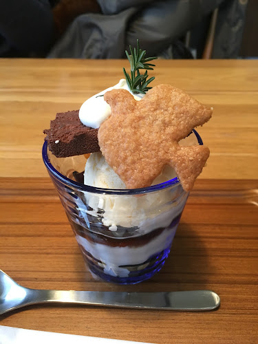 Opinii despre 喫茶室ツバメ în 松江市 - 飲食業