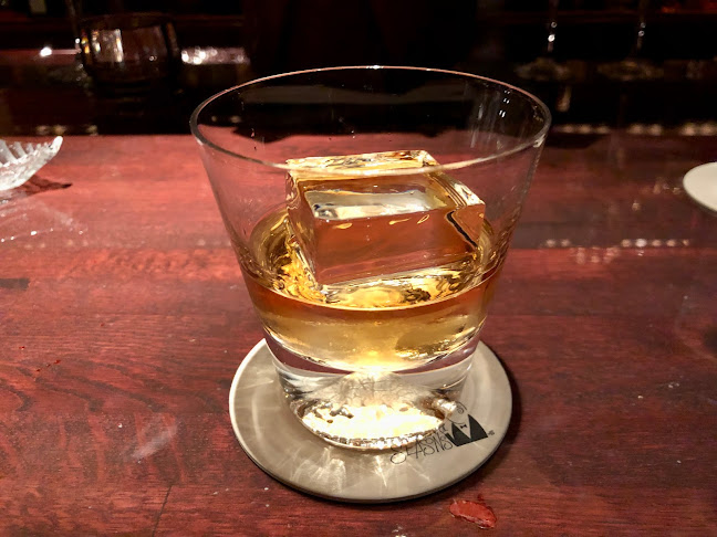 バー・セブンシーズンズ