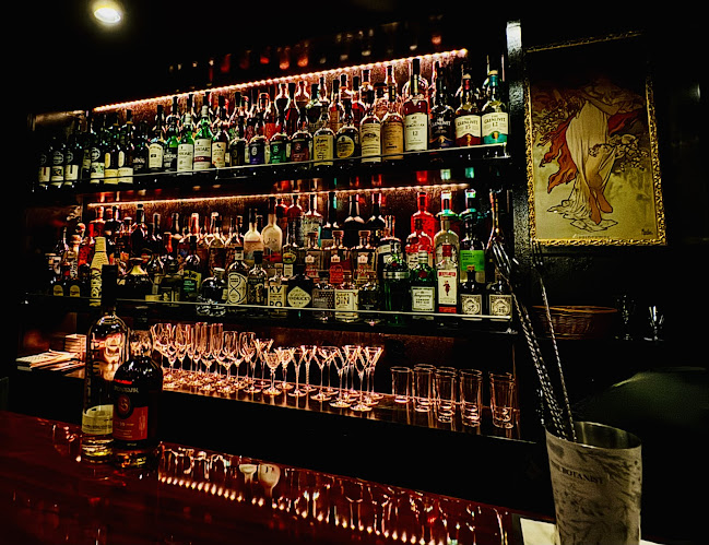 〒542-0083 大阪府大阪市中央区東心斎橋２丁目３−４ 千年町 雀千ビル B1F